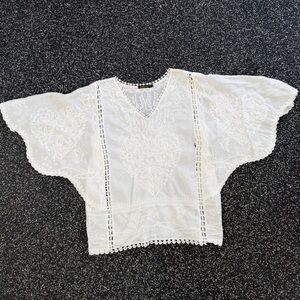 Spaggia Dolce White Embroidered Butterfly Sleeve Women's Top